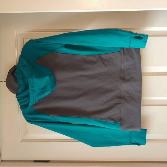 Land's End Zip Up - Picture 6 of 6